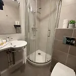 فندق Logis Les Colonnes Strasbourg Zenith 3*