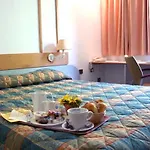 Les Colonnes Strasbourg Zenith 3* Eckbolsheim